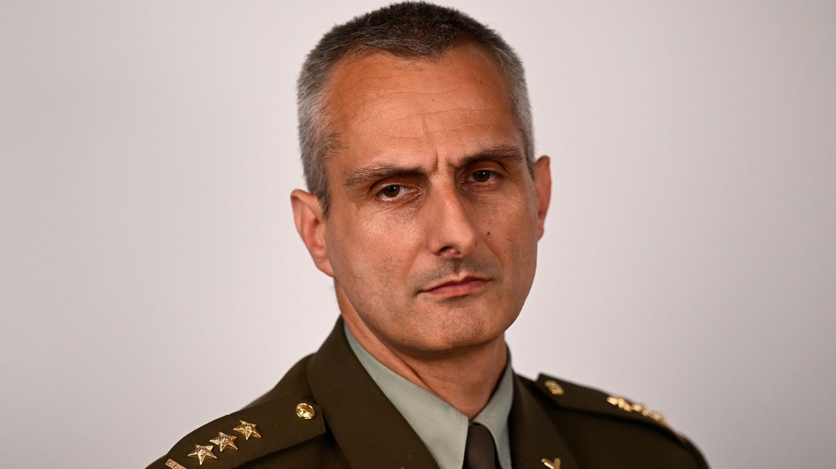 Velitel vojenské policie Foltýn má skončit ve funkci